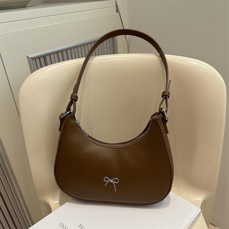 Free Delivery Designer Bag End Armpit Small For Women 2025 Autumn New Fashion Versatile Shoulder Niche Design Uette Hand Luxury Bag