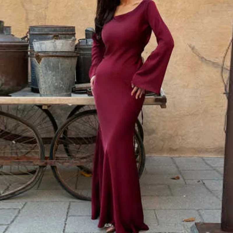 Women Back Lace-up Slim Fit Dresses Fashion Solid Color Floor-length Dress Female Commuter Party Gown Flared Long Sleeves FrockXJ250514