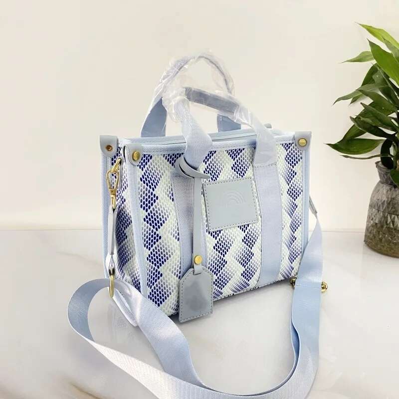 2025 Spring/Summer Flower Tray Special High end Impression Handbill Shoulder Bag for Women