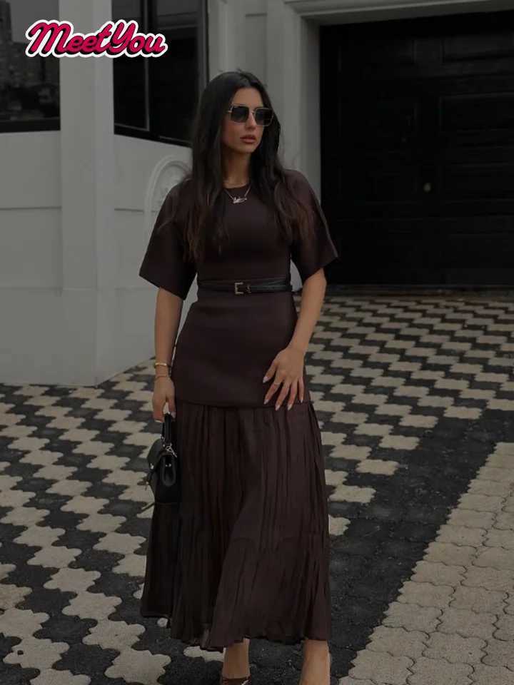 Retro Coffee Colored O-neck Half Sleeve Womens Dress Elegant Pleat A-line Maxi Dresses Spring New Chic High Street Casual GownXJ250514