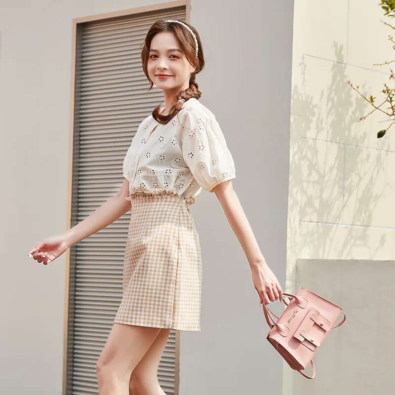 Women's New Korean Version Beautiful Simple, Solid Color Crossbody Square Bag, Small Design, Shoulder Bag