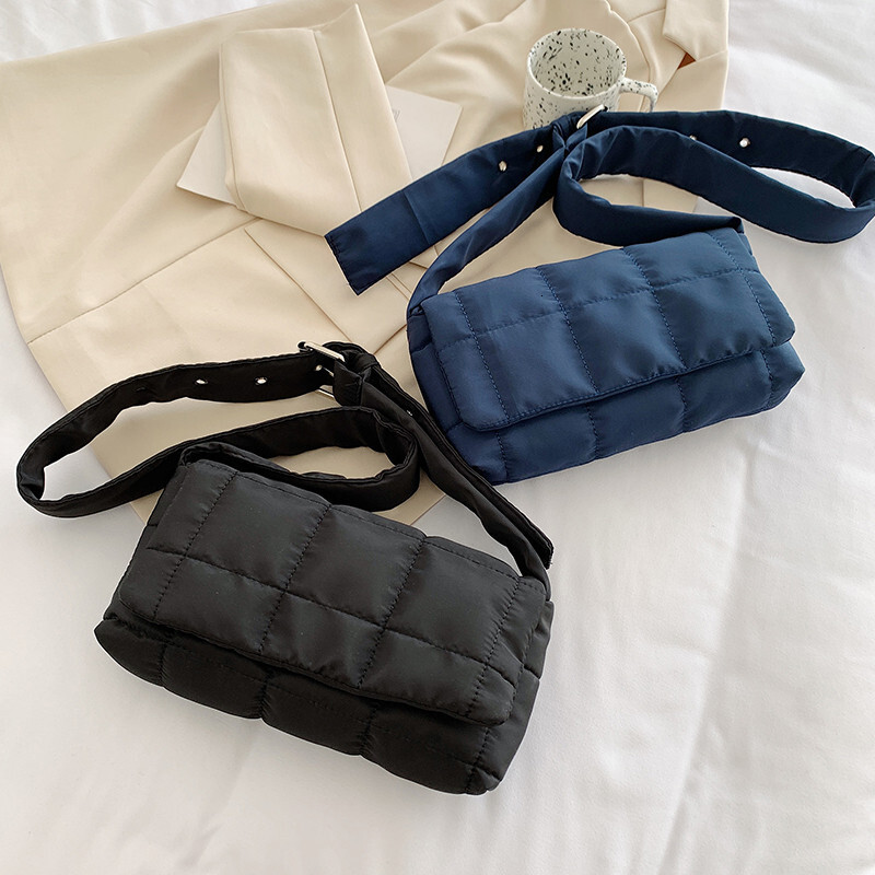 Free Delivery Designer Bag 2025 Instagram Fashion Trend Net Red Solid Sponge Pillow Nylon One Shoulder Crossbody Space Cotton Bag Luxury Bag