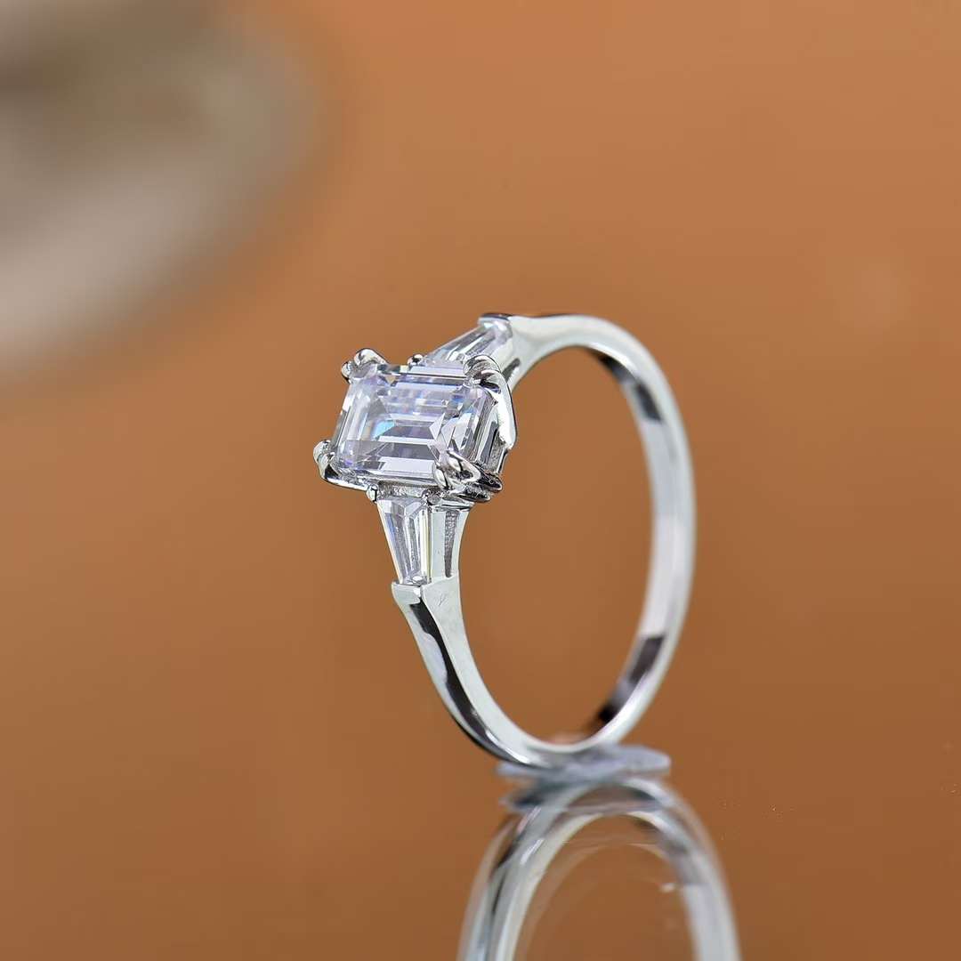 Sterling Silver Diamond Ring - Sparkle Elegance with a Chic Design 100% 925 Sterling Moissanite Ring