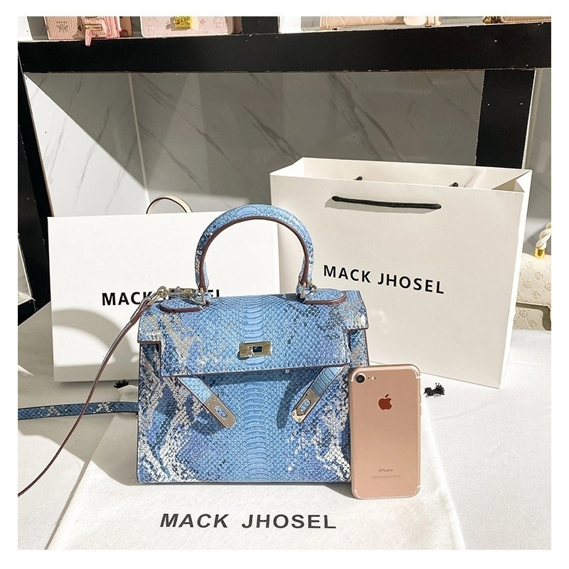 Designer Pack Hong Kong Snake Patterned Light Luxury Leather Kelly For Women Fashionable Handbag Crossbody Style Women S Bag Free Shipping