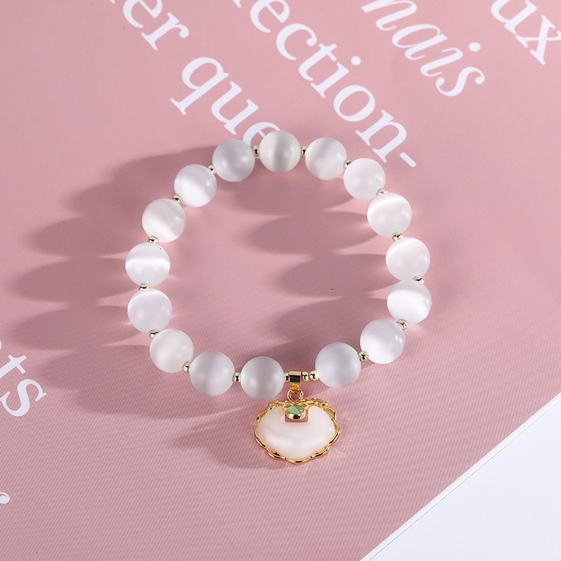 Korean version gentle and elegant bracelet for women, simple white cat eye stone with jade pendant, hand jewelry give to girlfriends