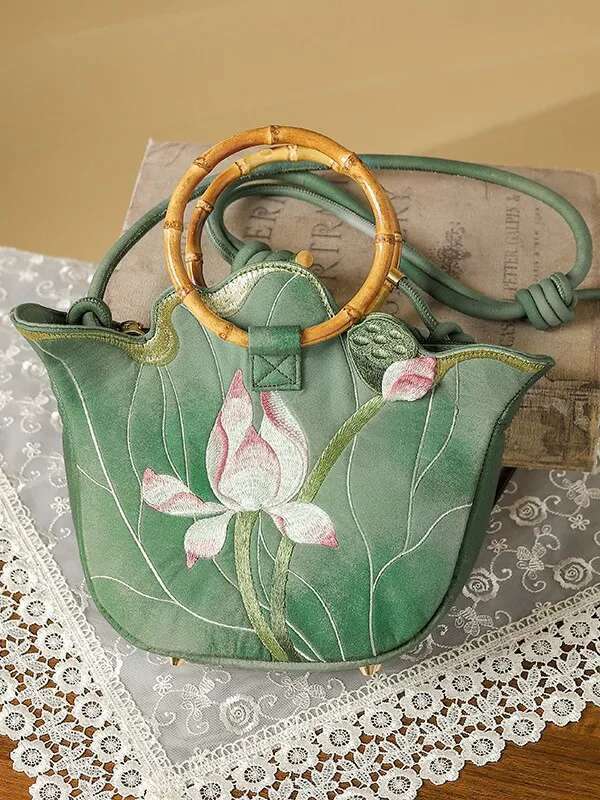 Women Cottagecore Floral Embroidery Stylish Green Shoulder Bag 2025 Female Chinese Vintage Retro Chic Designer Bamboo Handbag