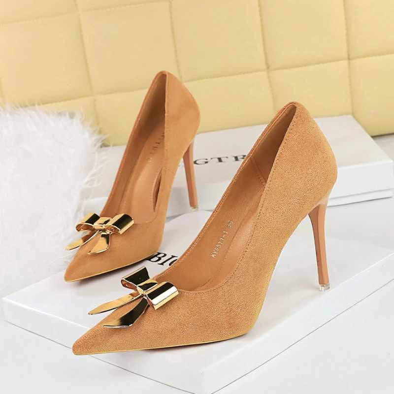 European American Style Banquet High Heels Thin Heels Shallow Mouth Pointed Toe Suede Bow Metal Buckle High Heels Single Shoes W250514
