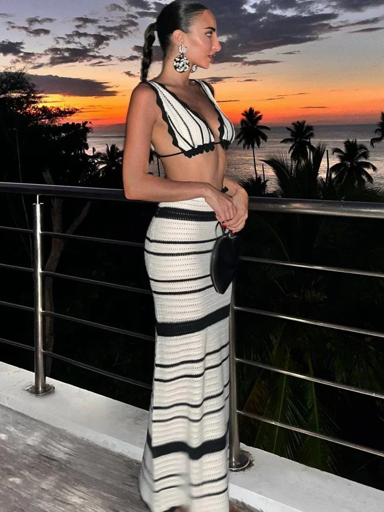Tossy Knit Striped 2 Piece-Set Long Skirt Female Ruffled V-Neck Casual Beach Holiday Contrast Outfits Knitwear Maxi Skirt Sets 250513