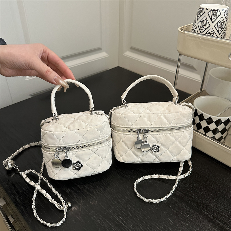 Free Delivery Designer Bag Xiaoxiangfeng Ladies' 2025 New Diamond Grid Mini Hand High End And Versatile Chain Shoulder Crossbody Luxury Bag