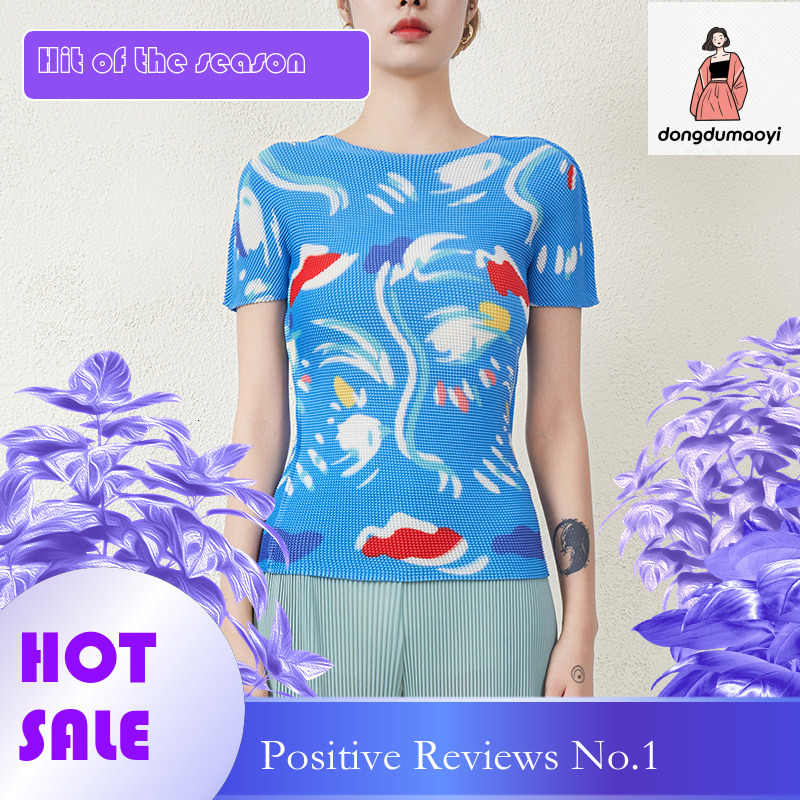 dongdumaoyi High end pleated short sleeved top with women's summer print, slim high elasticity, tight fit, plus size, garden collar, light luxury