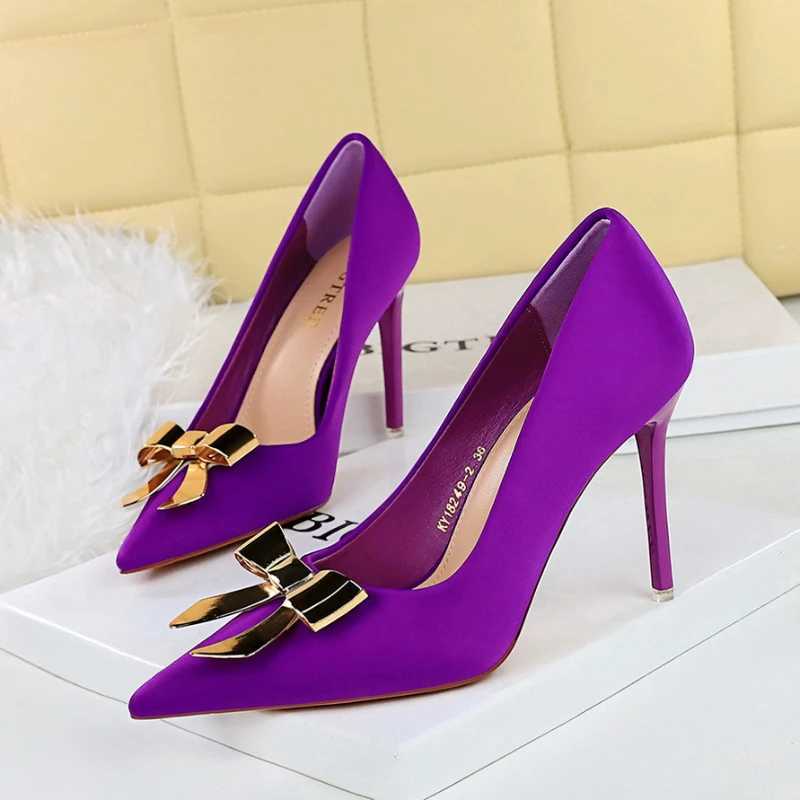 Fashionable Pointed High Heels Metal Bow Thin Heels Single Shoes For Women Satin Light Mouth Womens Shoes Elegant And Simple W250514