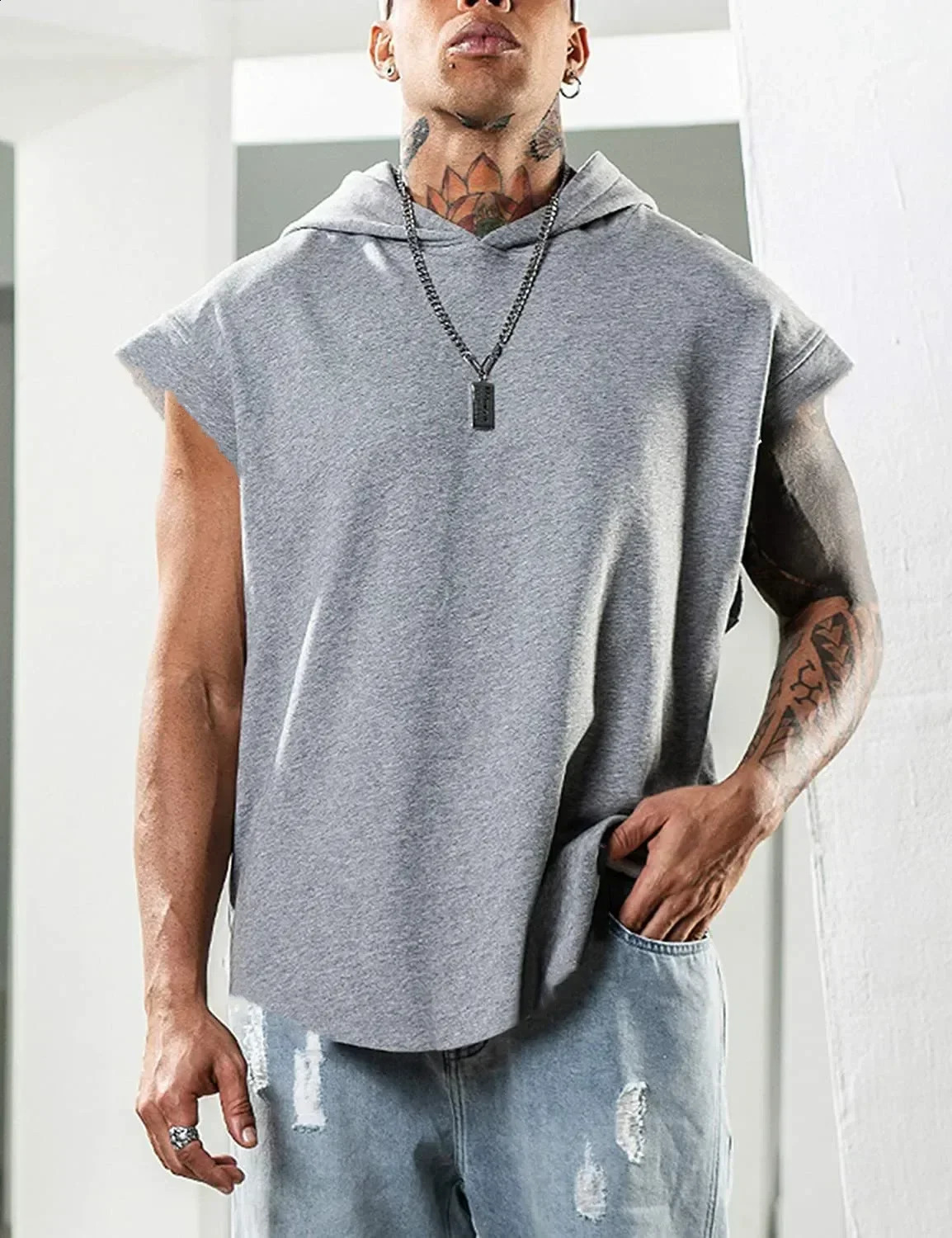 Hooded Solid Color Mens Casual Pullover Sports Mens T-shirt Sleeveless Mens Waistcoat Loose 250513