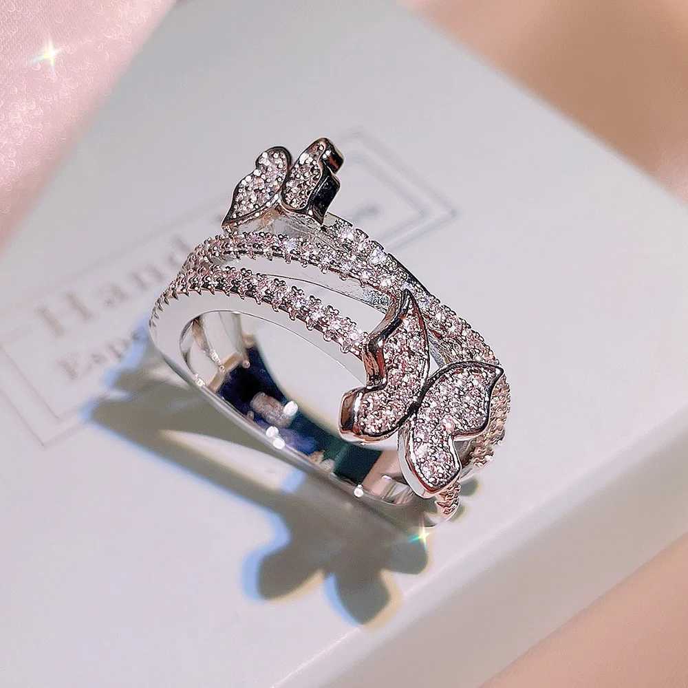 Exquisite 925 Silver Plated Two Butterfly Crystal Rings for Women Rhinestone Rings Wedding Party Jewelry Gifts Wedding RingXJ250514