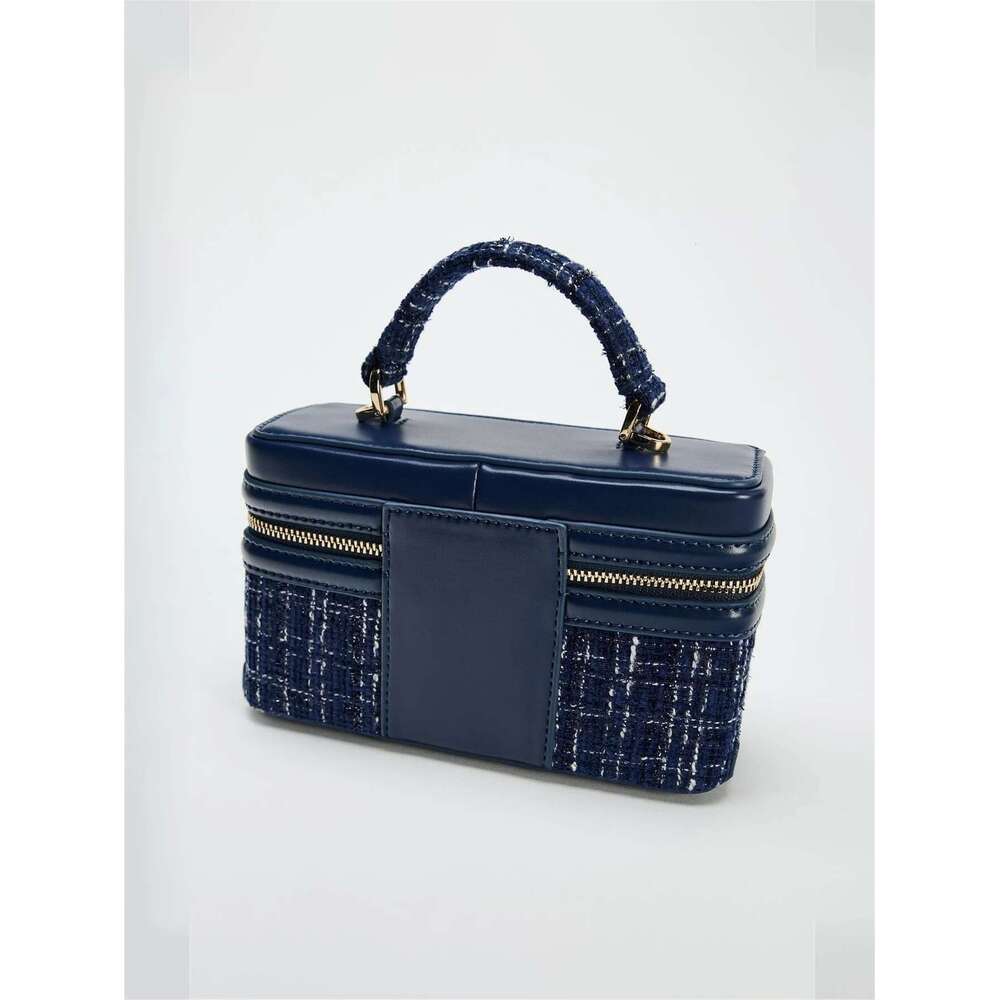 Women's 2024 Autumn And Winter New Small Square With Hard Single Shoulder Cross-Body Portable Fashion Box Bag Women