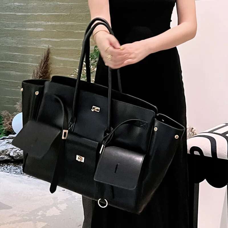Genuine Leather Tote Bags for Women Large Capacity Travel Shoulder Bag Designer Handbags Ladies Shopping Purse
