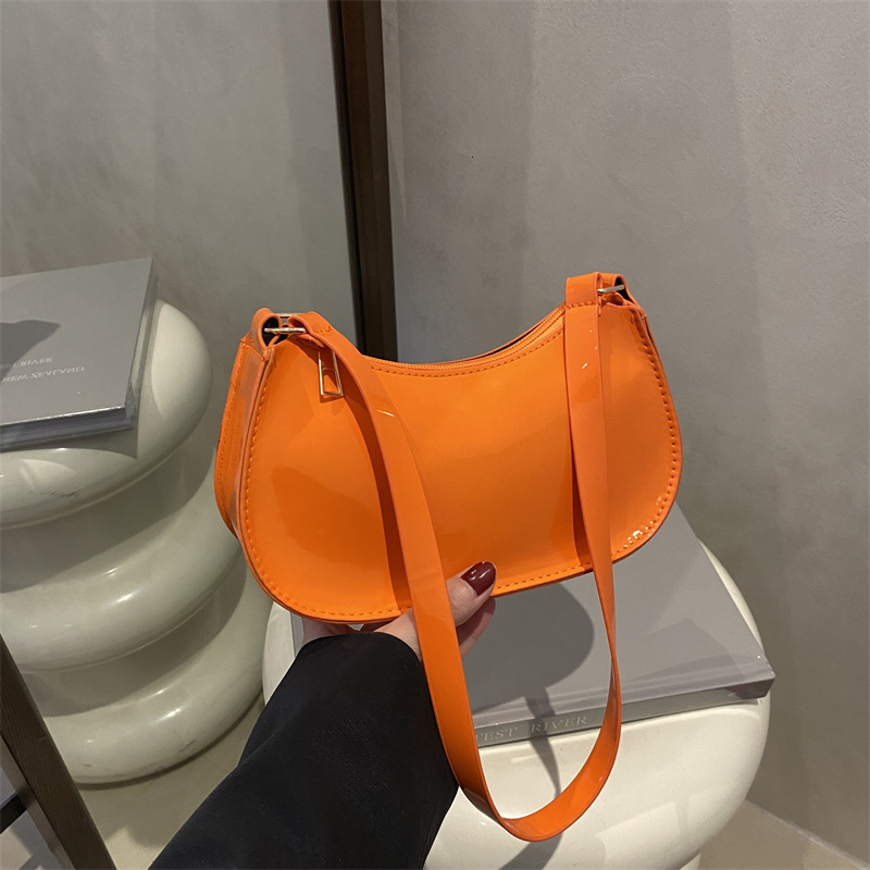 Popular New Luxury Bag Free Delivery Designer Bag Fashion Solid Color 2025 New Korean Version Single Shoulder Underarm Handbag Women's Stylish Sm