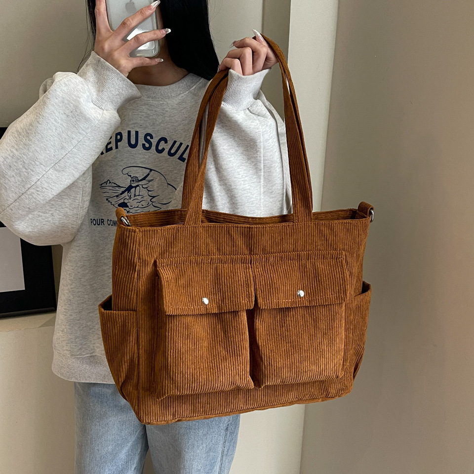 Lazy style large capacity canvas for women 2025 new fashion student class computer bag, one shoulder portable tote bag