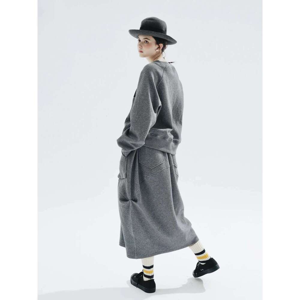 Imakokoni 2023 New Original Air Layer Flowers Grey Round Neck Hoodie Women Spring And Autumn 234270 Designer