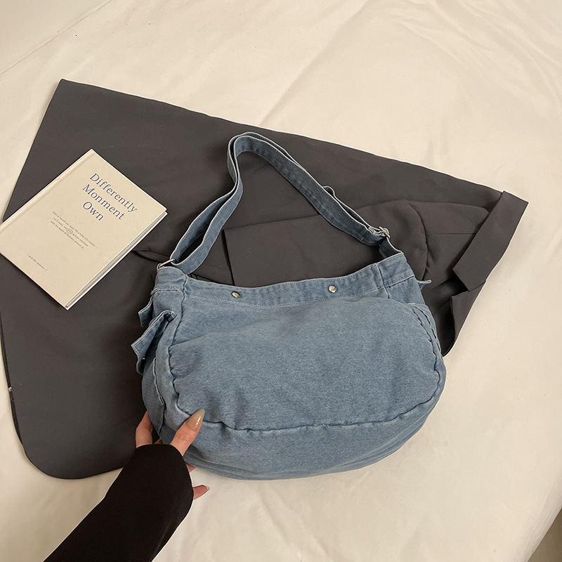 Luxury Bag Crossbody Denim Cloth Women's Simple Mailman Bag New Casual New Free Delivery Designer Bag Versatile And Fashionable Student Shoulder 