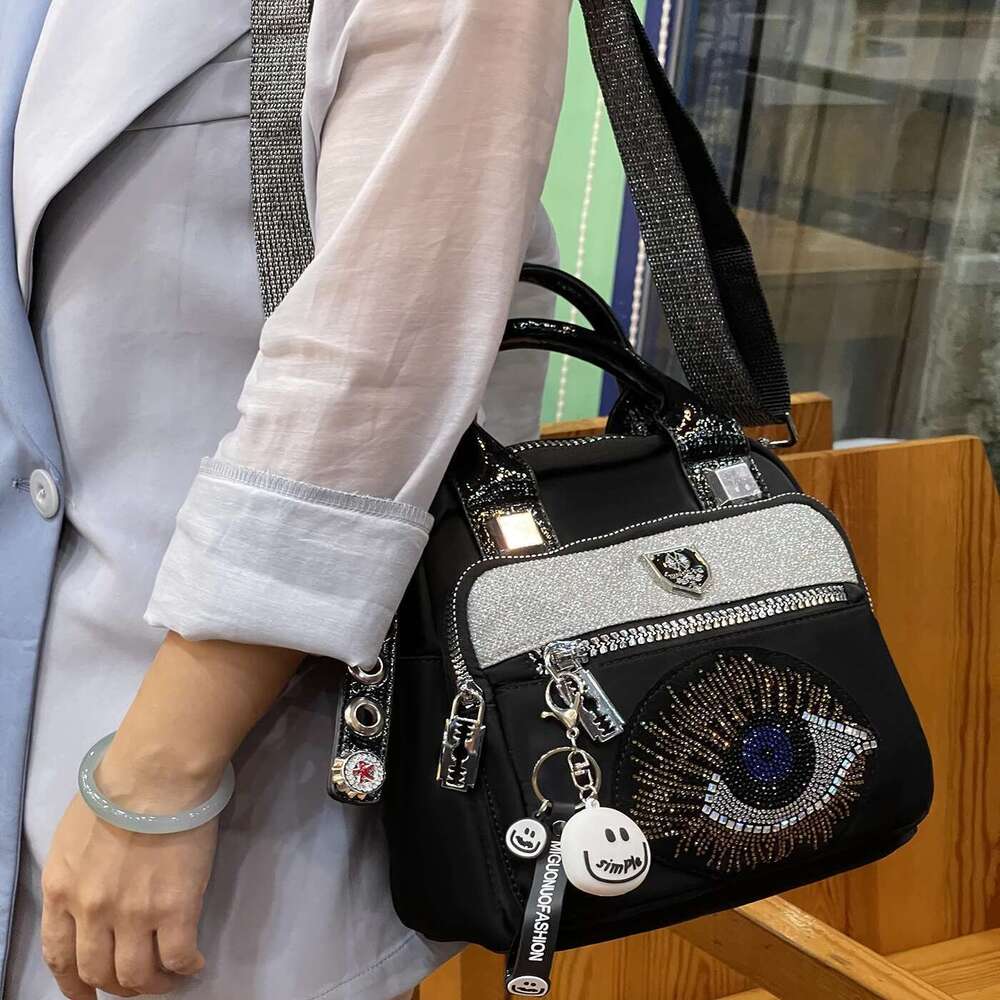 Fashionable Dia Studded Versatile Daily Commuting Handbag, Large Capacity Travel Crossbody Bag, High-End And Stylish Bag