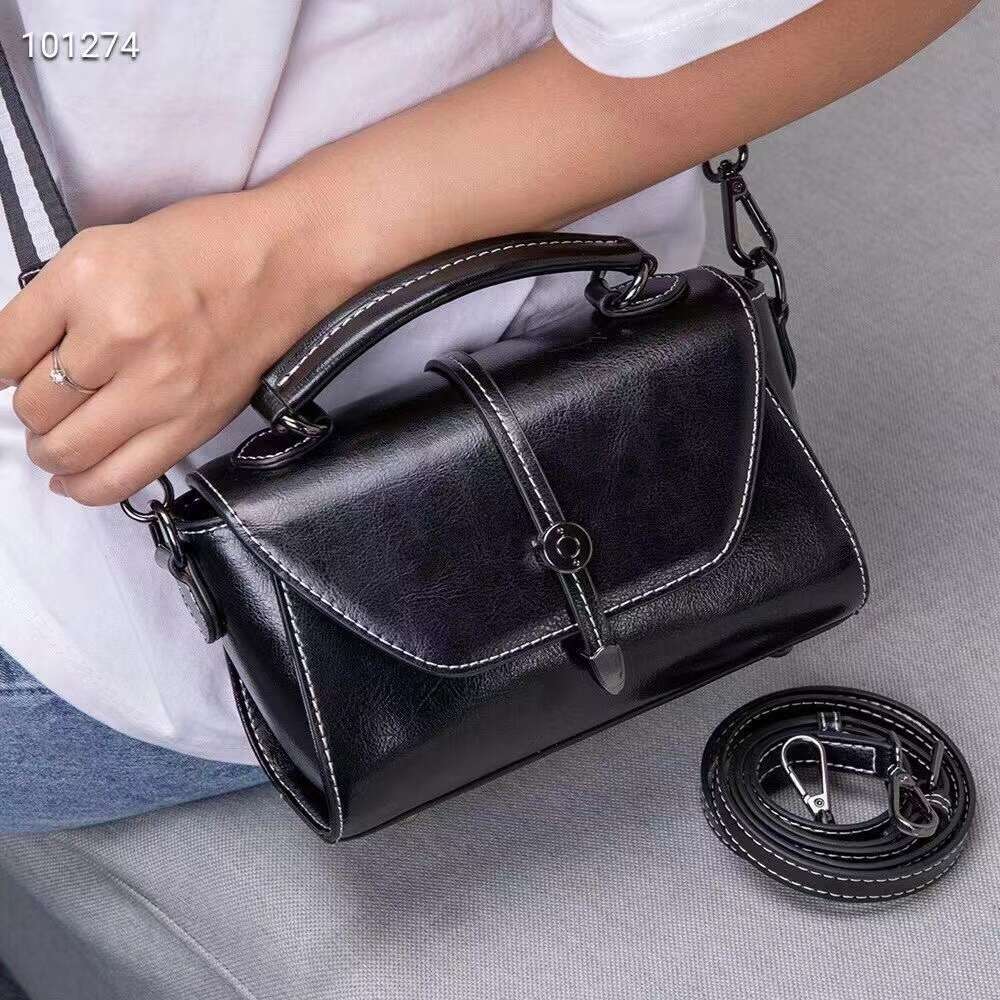 Cowhide small fashionable versatile handbag, shoulder women's temperament crossbody bag, 2025 new style, chic and elegant clothing