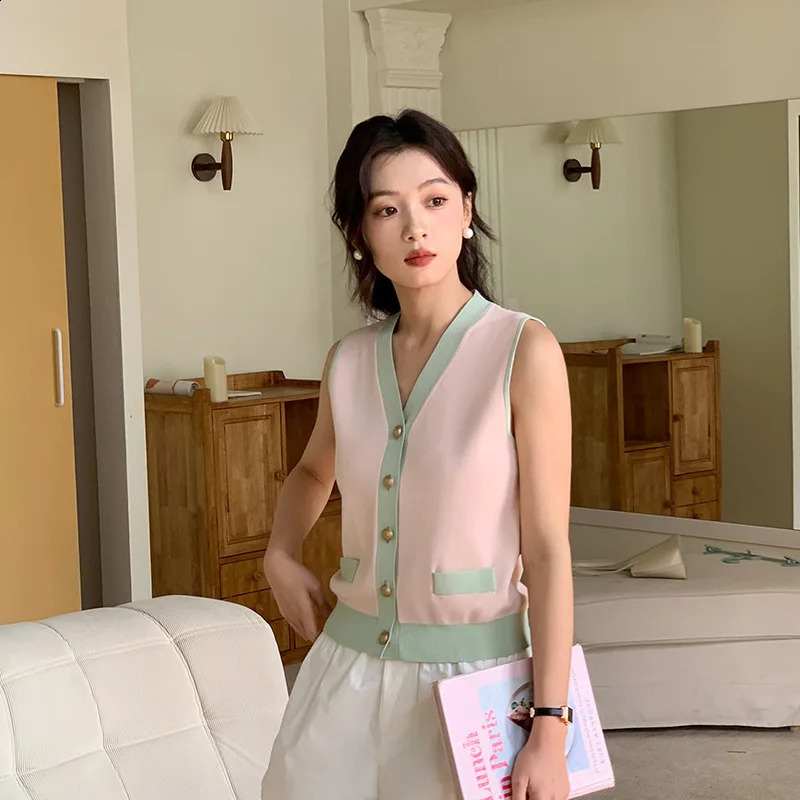 Vneck Classic Vest Womens 2025 SpringSummer Viscose Basic Button Up Tank Outfit Women Clothes Old Money Top Good Quality 250506