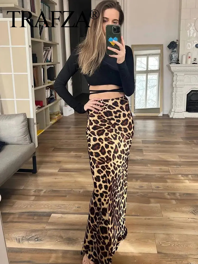 TRAFZA Women Fashion Leopard Print Skirt Vintage High Waist Midi Skirts Elegant Summer Casual Streetwear 250514
