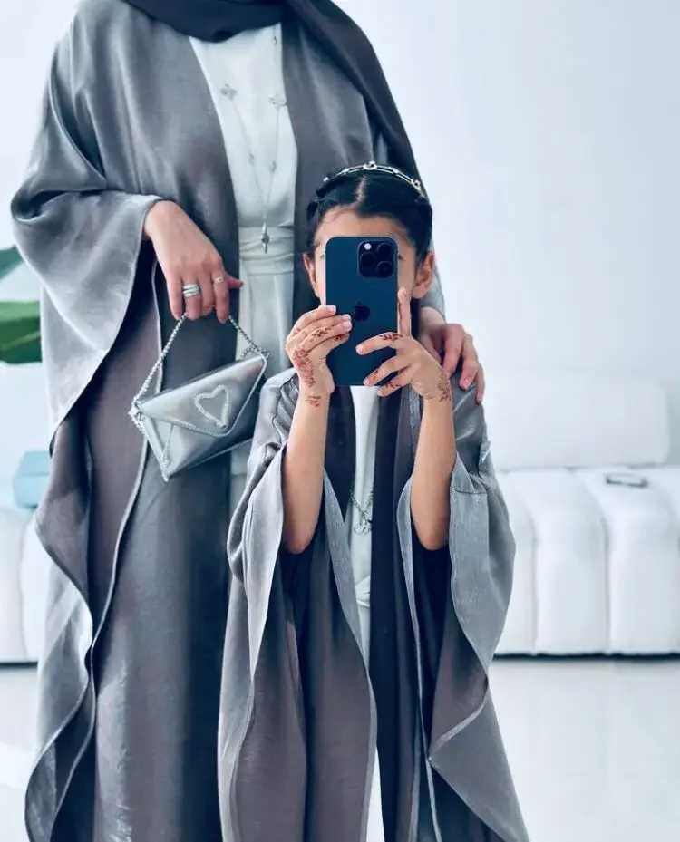 New Mother and Daughter Abaya Dubai Muslim Women Kids Girls Maxi Dress 2pcs Set Eid Djellaba Jalabiya Turkey Kimono Islamic Robe X250514