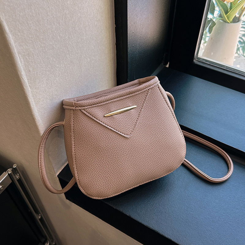 Free Delivery Designer Bag Color Blocking Fashion Single Shoulder Crossbody 2025 Summer Western Style Popular Korean Version Women's Casual This 