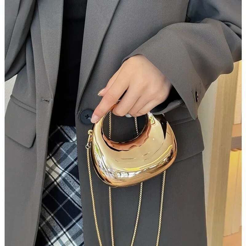 Hot Selling Crossbody New PVC Metallic Luster Half Moon Party Banquet Women's Bag Handbag Bolso De Mujer