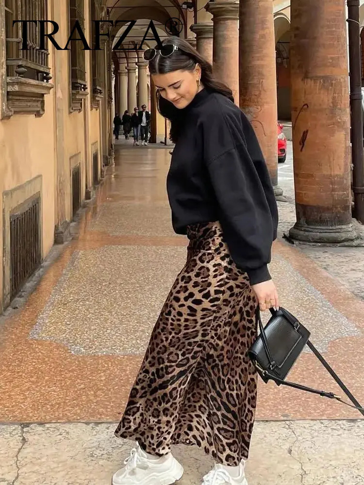 TRAFZA Women Fashion Leopard Print Skirt Vintage High Waist Midi Skirts Elegant Summer Casual Streetwear 250514