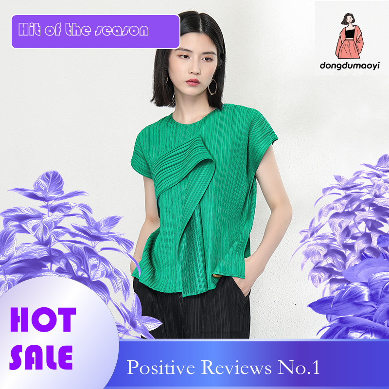 dongdumaoyi Miyake short sleeved t-shirt women's versatile design sense niche slim fit solid color temperament 2024 summer pleated new top
