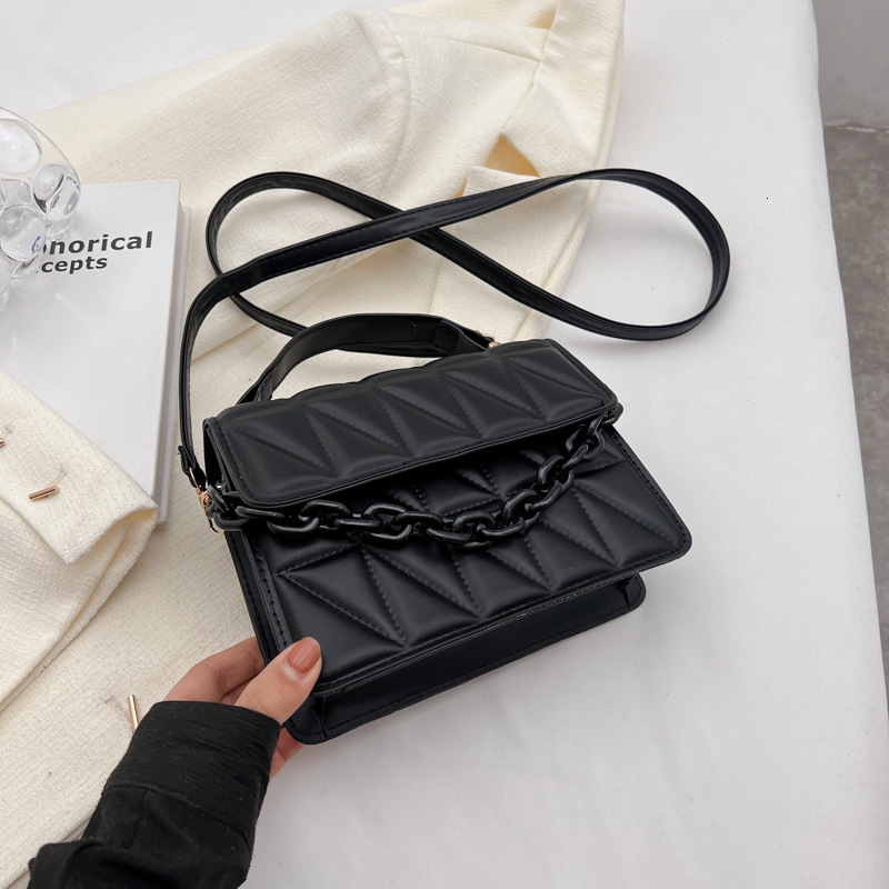Free Delivery Designer Bag Women's Shoulder 2025 Trend Fashion Portable Small Square Simple Lingge Popular Crossbody Bag Luxury Bag