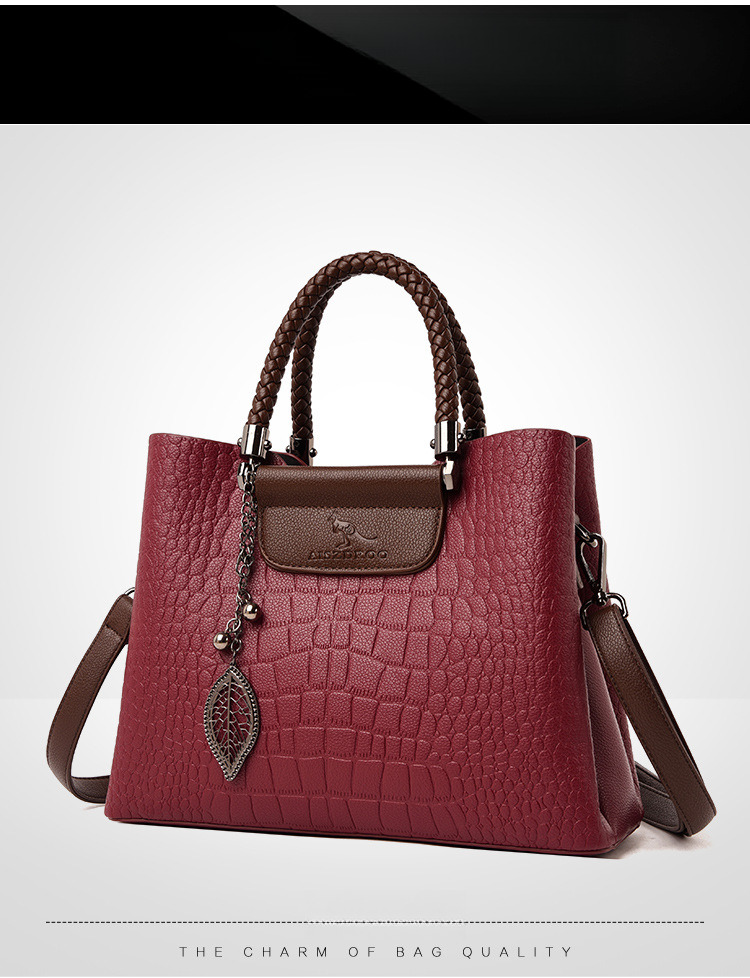 Designer Pack New Korean Version Women S Hand Held Shoulder Crossbody Casual Large Capacity Multi Pocket Bag Hot Selling Mother Bag Free Shipping