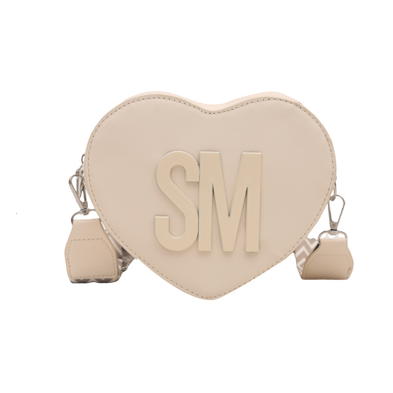 Internet Celebrity Trendy New Sweet And Cute Love New Free Delivery Luxury Bag Designer Bag Makeup Highend Sense Shoulder Bag Crossbody For Girls Goin