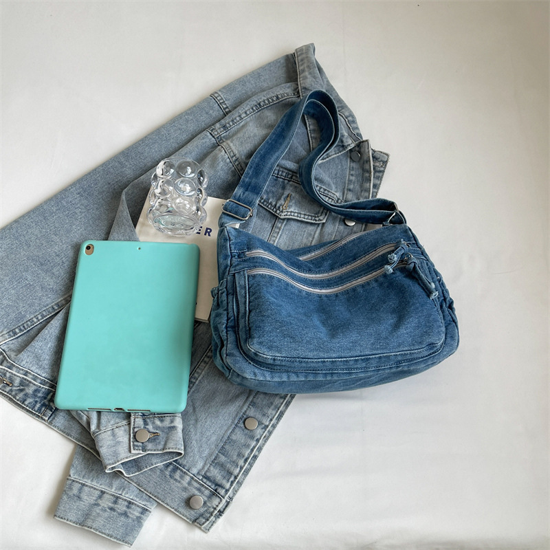Lazy denim shoulder Harajuku style canvas bag, women's 2024 new large capacity simple crossbody bag