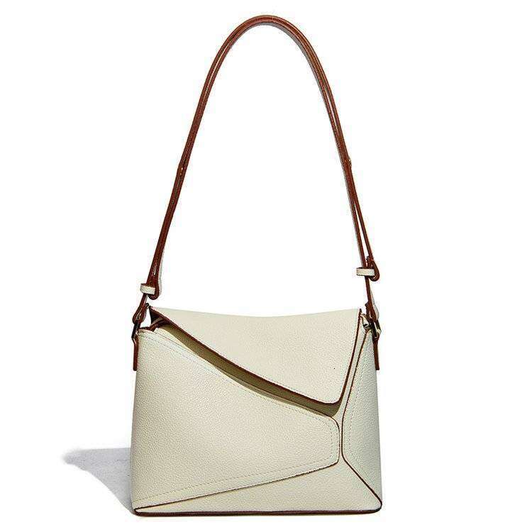 High end 2025 new large capacity niche versatile single shoulder crossbody hand-held women's armpit bag for going out