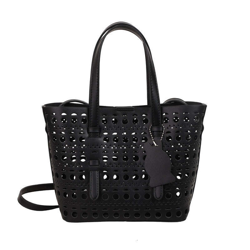 New French Carved Hollow Bag For Women, Fashionable And Versatile Tote Shoulder Bag, Commuting Large Capacity Vegetable Basket