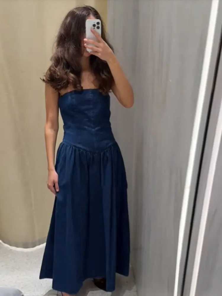 Womens Denim V-neck Short Sleeved Long Dress Chic Slim Fit Single Breast Slit Dresses New High Street Casual Solid Commuter GownXJ250514