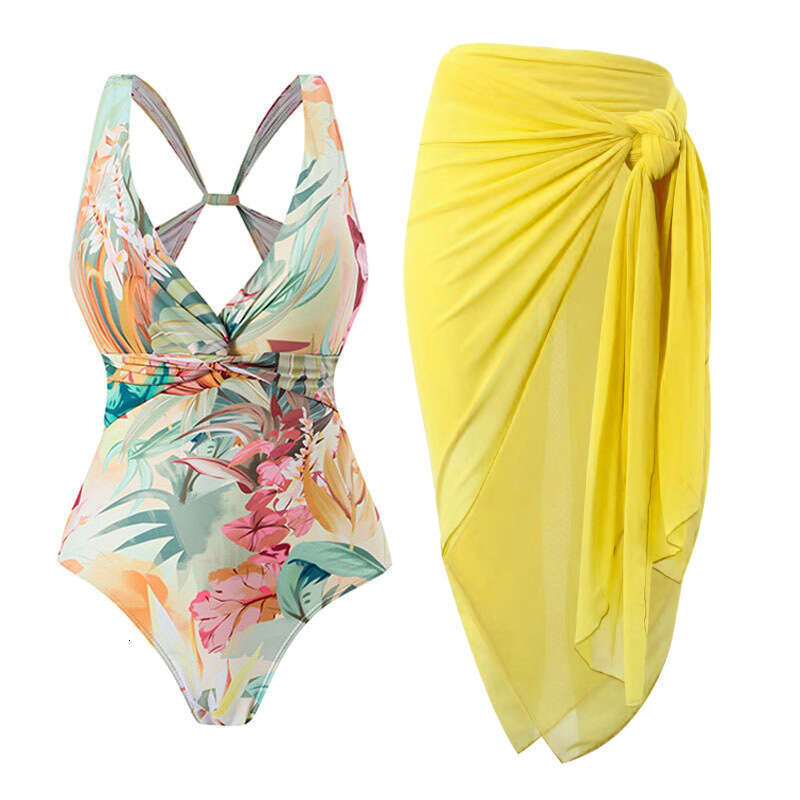 2025 European and American one-piece fashionable sexy swimsuit, women's slimming look, retro printed popular swimsuit set, new casual versatile f