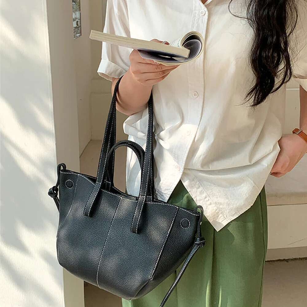 Women's Stylish Large Capacity Fashion Tote Ladies Solid Color Simple Shopping Bag Single Shoulder Bags