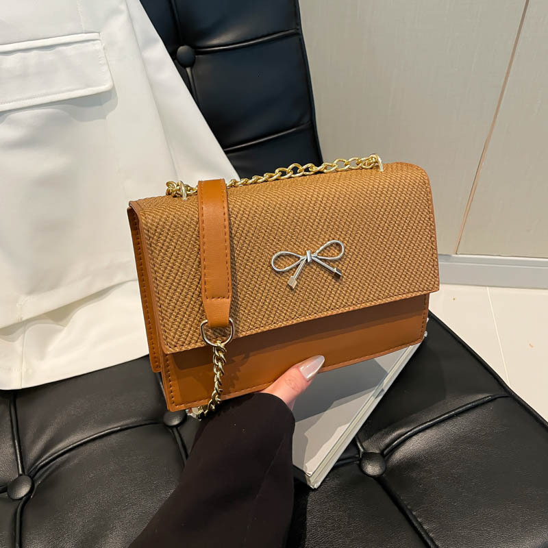 Simple Small Luxury Bag Square 2025 Spring Summer New Fashion New Free Delivery Designer Bag Bow Chain Versatile Shoulder Women's Crossbody Bag