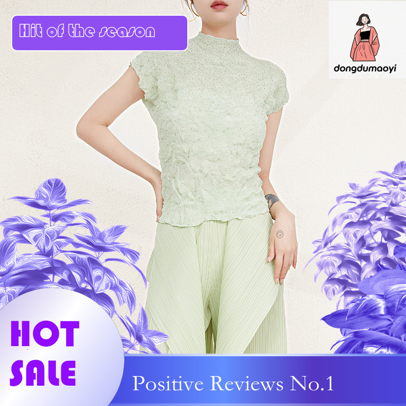 dongdumaoyi French handmade short sleeved T-shirt for summer 2025, new Miyake shirt, women's high-end pleated top, base shirt