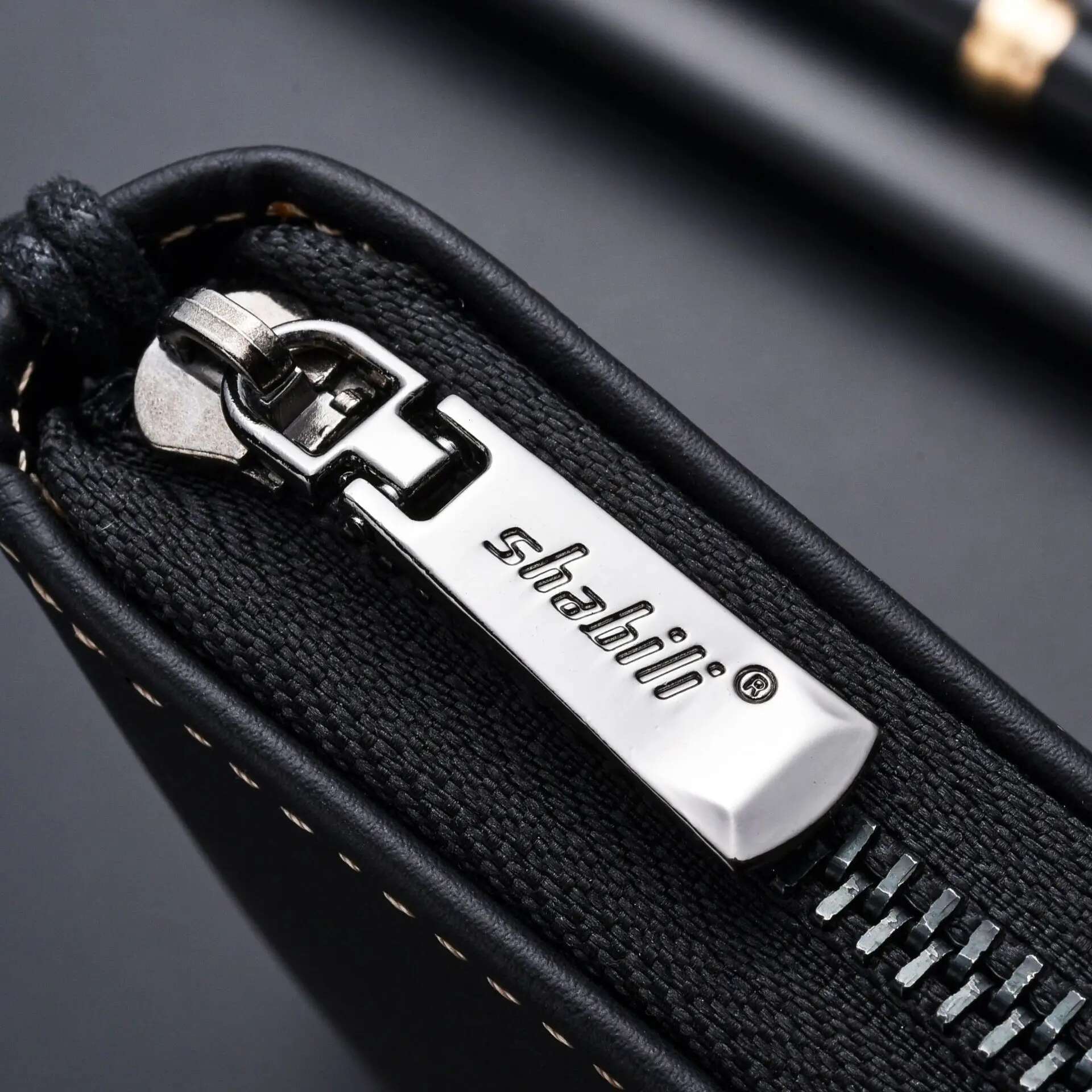 Men's Long Leather Wallet - Slim Zipper Design with High Capacity, Coin Pocket & Card Holder (Casual Money Bag)