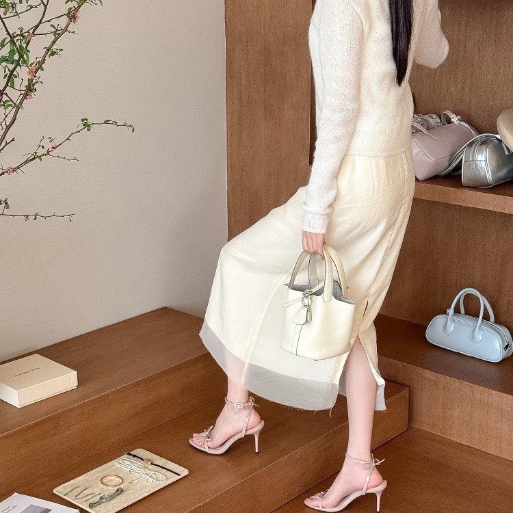 Designer sandals Naked high heels for women in the summer of 2025, new French style bow strap sandals with thin heels, patent leather open toe fairy s