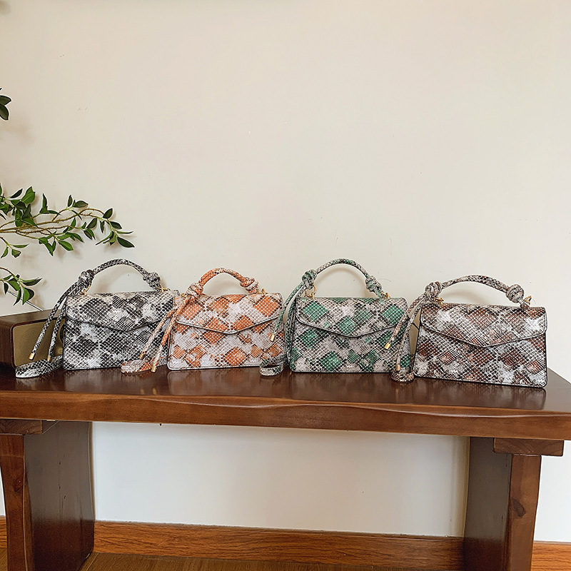 Designer Bag Fashionable Personality Large Capacity Fashionable Snake Pattern New Minimalist Crossbody Bag Mini Storage Bag Free Shipping