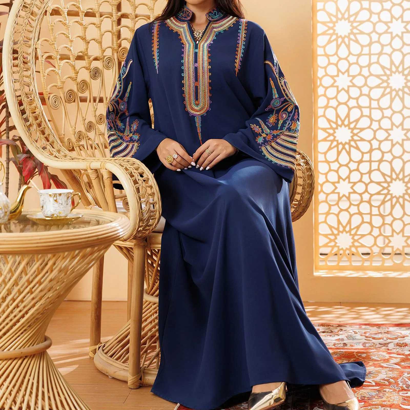 2025 Abaya Women Party Dress Embroidery Muslim Modest Eid Dresses Jalabiya Long Robe Ramadan Morocco Dubai Kaftan Vestidos Abaya X2505141