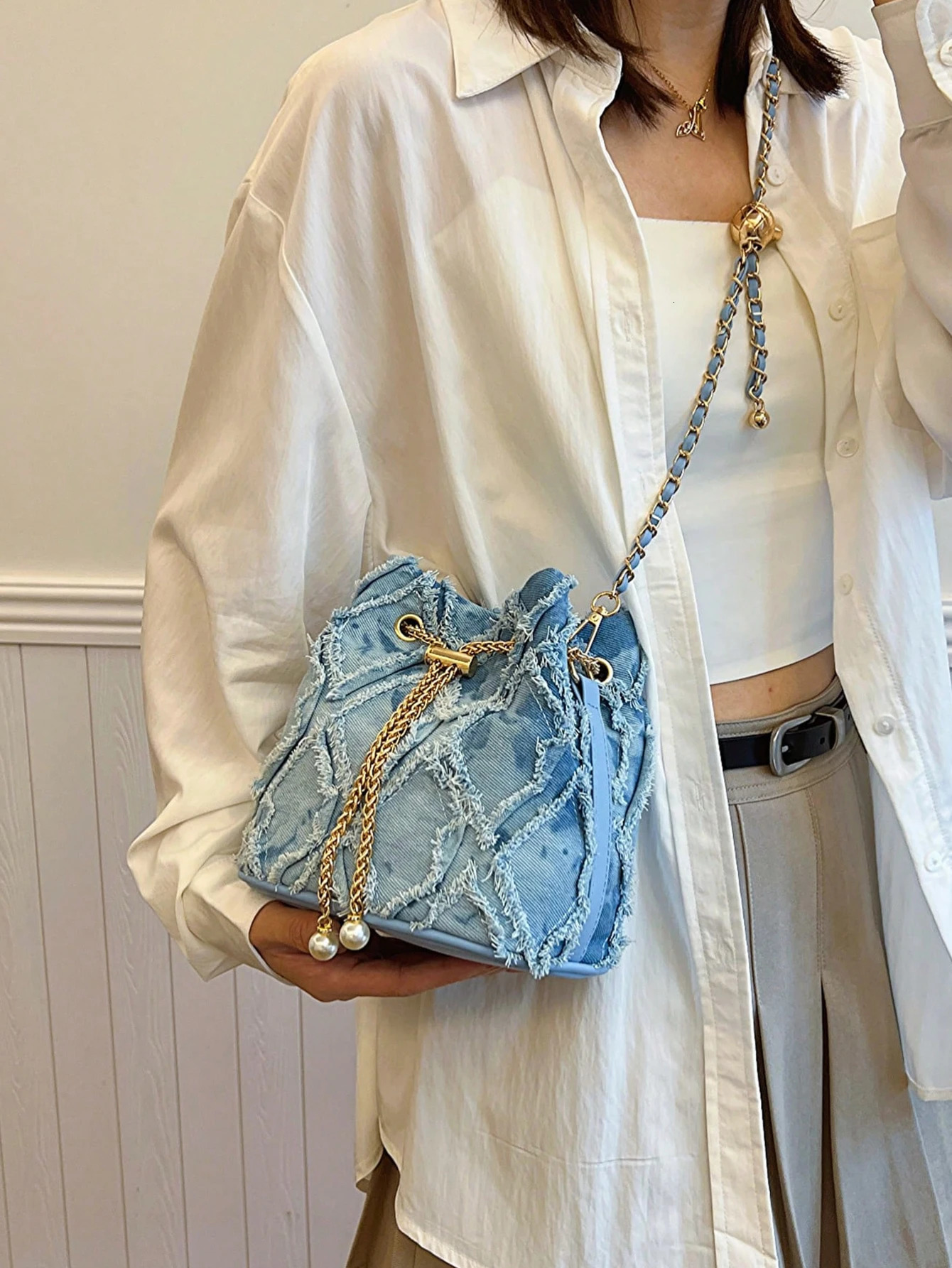 Vintage Denim Bucket Bag Retro Style Light Blue Ripped Edge n Gold Chain Pearl Embellishment Adjustable Fringe Shoulder 250514