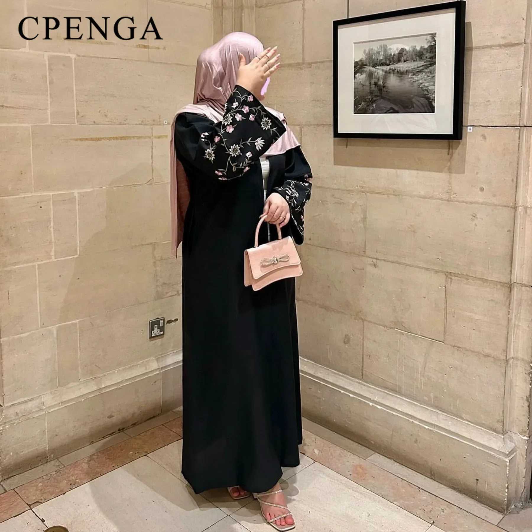 Elegant Flower Embroidery Muslim Modest Dress for Women Ramadan Dubai Hijab Abaya Luxury Islam Party Turkey Cardigan Clothing X250514