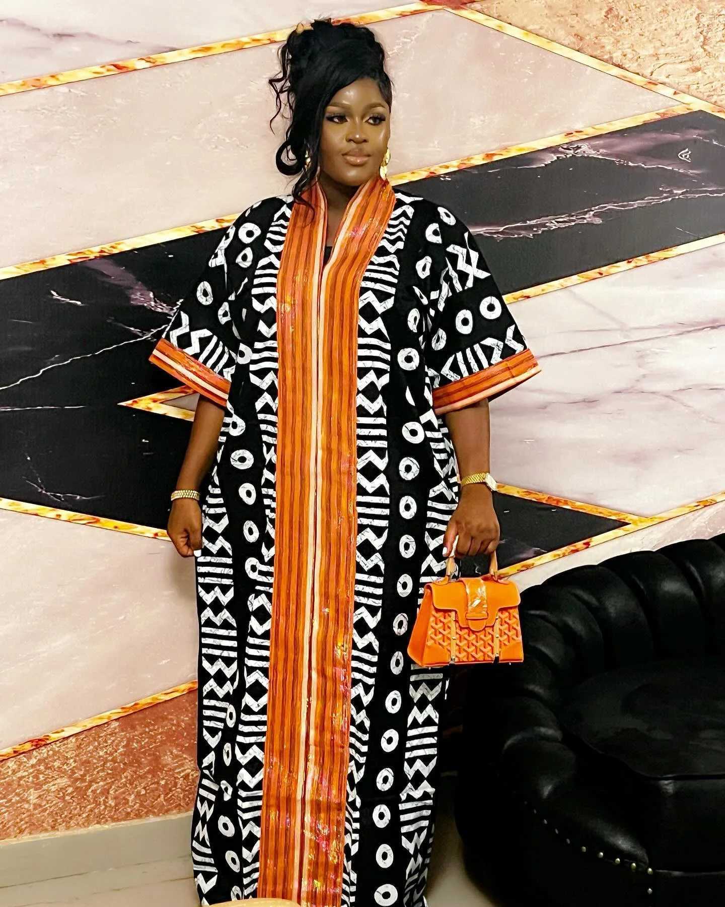 2025 Abayas For Women Dubai Luxury 2025 African Muslim Fashion Dress Caftan Marocain Evening Party Dresses Boubou Robe Djellaba Femme X2505147
